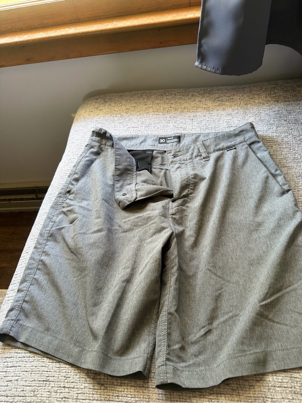 Hurley Men's Gray Flat Front Shorts